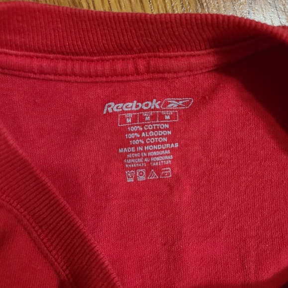 Red Wings Reebok T-Shirt Size Medium - Picture 4 of 5